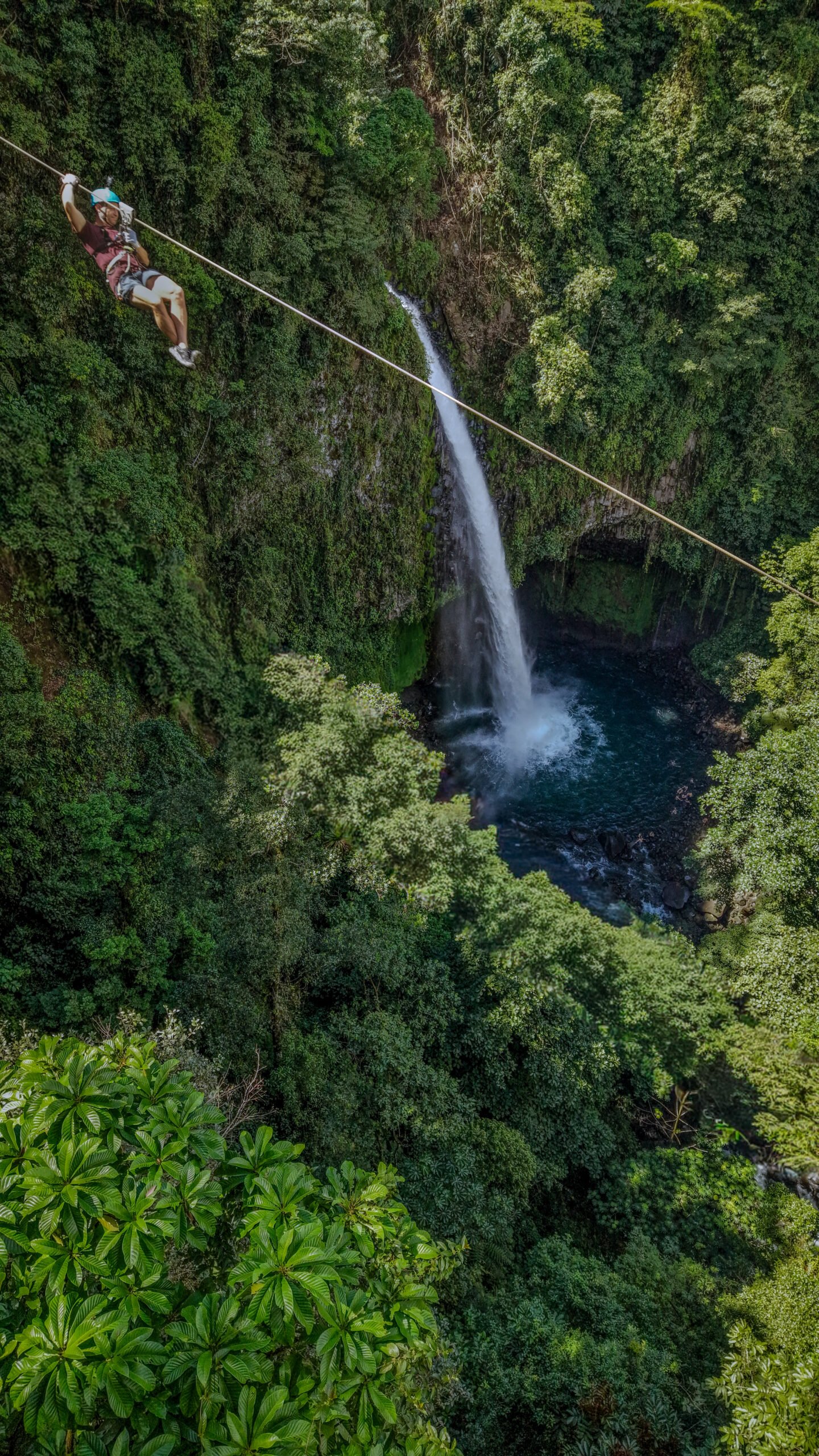 ZIPLINE ADVENTURE OVER LA FORTUNA WATERFALL - Image 3